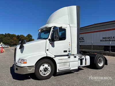 2017 Volvo VNM 4x2 S/A Day Cab Truck Tractor