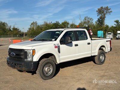 2017 Ford F-250 XL 4x4 Crew Cab Pickup