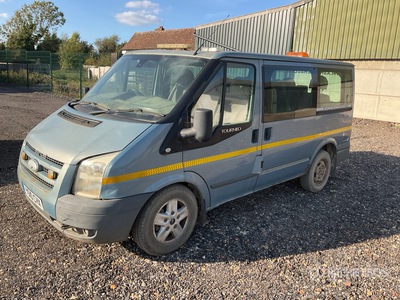 2010 Ford Transit 115 Tourneo T280 SWB Limited Minivan (Inoperable)