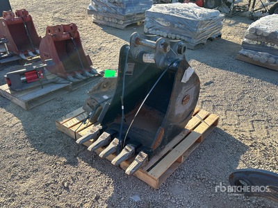 Strickland ZX85D 24 in Digging Excavator Bucket