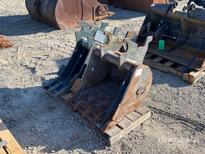 Quantity of (2) 12 In & 24 In to fit John Deere JD60Q Excavator Bucket
