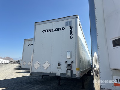 2014 Vanguard National 53 ft x 102 in T/A مقطورة فان
