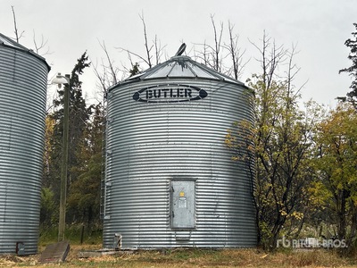 Butler +/- 4000 bu 5 Ring Grain Bin