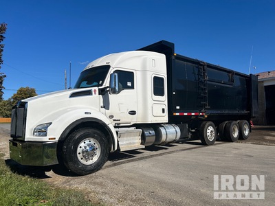 2020 Kenworth T880 Wide Hood 6x4 Sleeper Tri/A Dump Truck