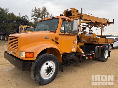 1999 Terex Telelect Commander 4045 on 2000 International 4700 4x2 Digger Derrick Truck