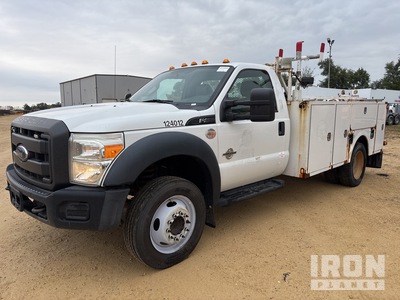 2015 Ford F450 XL 4x2 Utility Truck