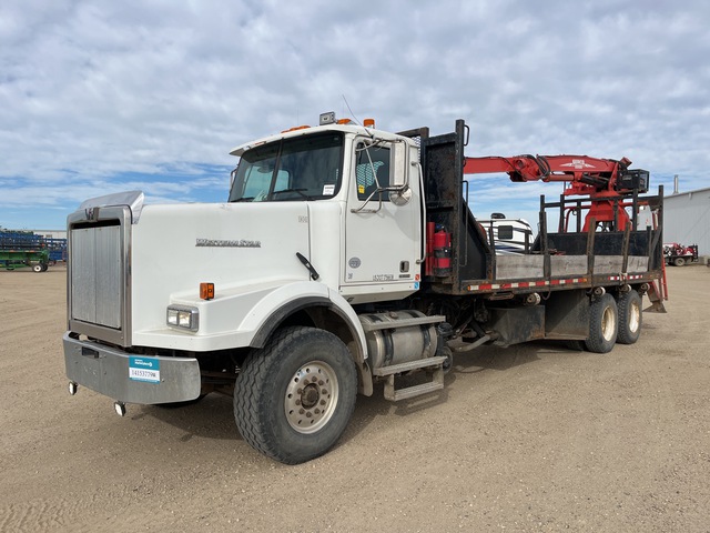 Serco 8500 17337 lb Articulated Boom on 2013 Western Star 4900SB 6x4 Hi-Rail Grapple Truck
