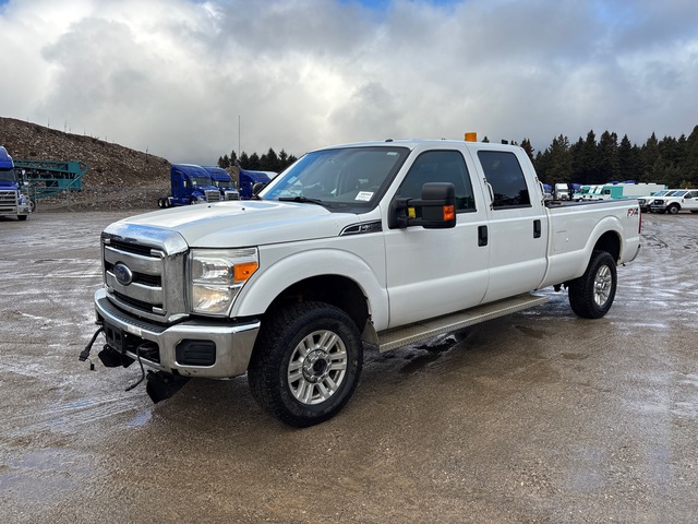 2016 FORD F350 XLT 4x4 Crew Cab Pickup