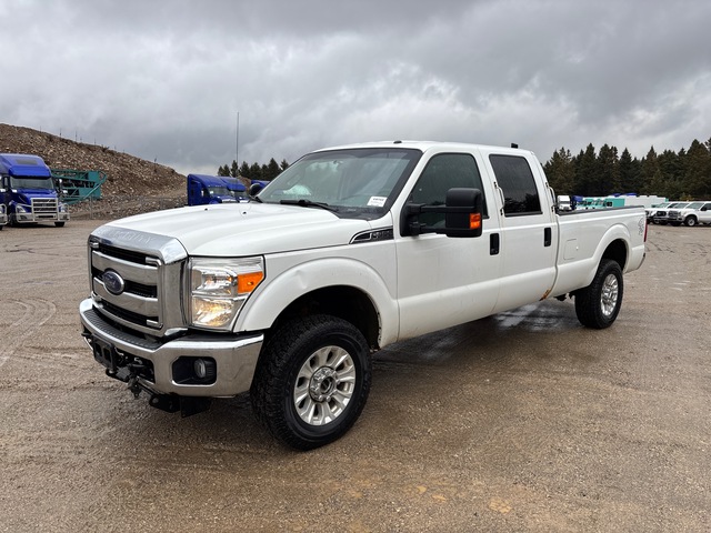 2016 FORD F350 XLT 4x4 Crew Cab Pickup