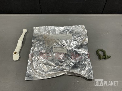 (1) Control Handle, (1) Cable Assembly, (9) Shackles & Assorted Items