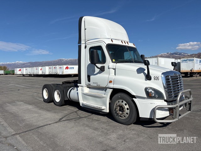 CAMIóN 2017 FREIGHTLINER
