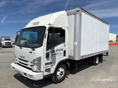 2015 Isuzu NPR 4x2 Furgoneta caja cerrada