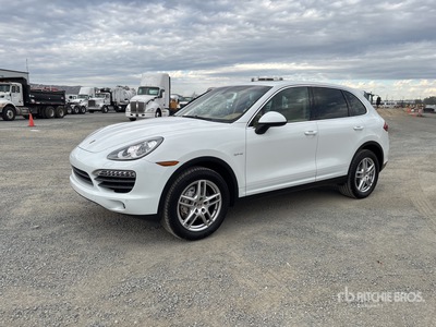 2012 Porsche Cayenne AWD Hybrid SUV