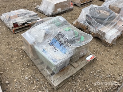 Quantity of Sand Blast Helmets And Lenses