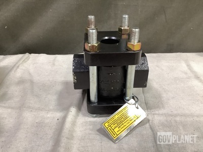 (10) Jacoby Tarbox S100HP Liquid Sight Indicators
