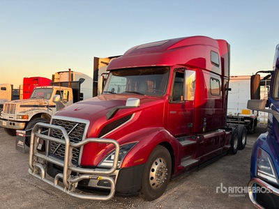 2020 Volvo VNL 6x4 Tracteur Routier Couchette