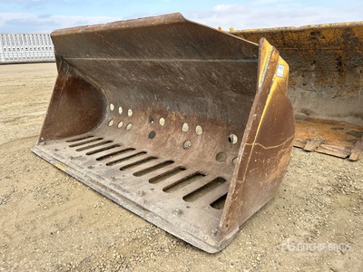 Komatsu WA320 104 in Skeleton Wheel Loader Bucket