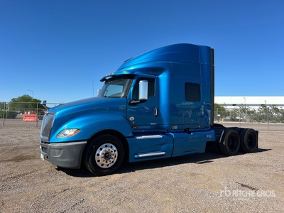 2019 International LT625 6x2 تراكتور شاحنة كابينة النوم (ثنائية المحور)