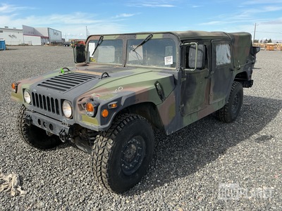 AM General M1097R1 HMMWV 4 Door Soft Top w/Truck Body