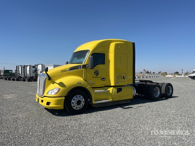 2020 Kenworth T680 6x4 T/A Sleeper Truck Tractor