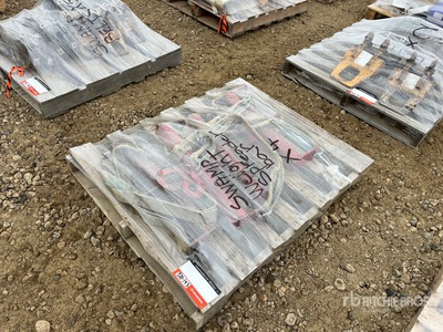 Quantity of (4) 24 in Spreader Bar