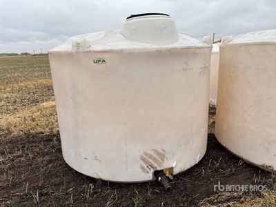 UFA 1200 gal Poly Water Tank