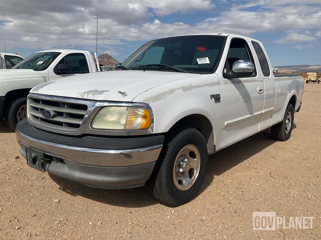 1FTRX17W52KA18097 2002 photo no. 1