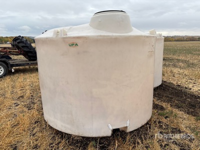 UFA 1200 gal Poly Water Tank