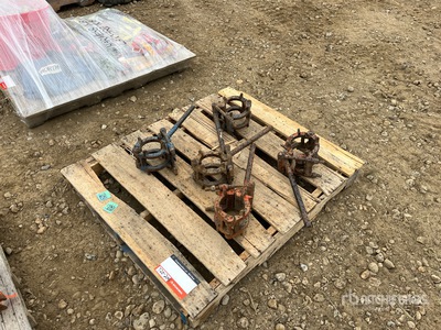 Quantity of (5) KC Welding 4 In Line-Up Clamps Varios, equipamiento de soldadura