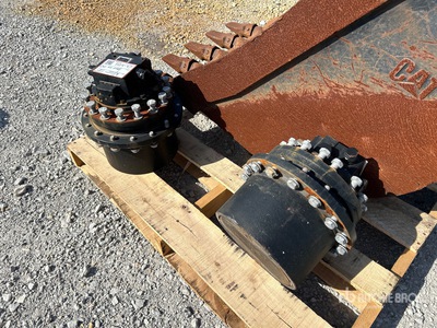 Quantity of (2) Cat 515-5825 ファイナル ドライブ