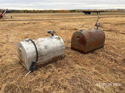 Quantity of (2) Tanque de combustible