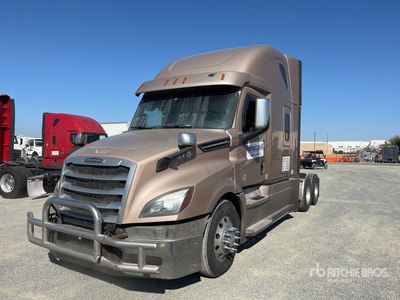 2019 Freightliner Cascadia 126 6x4 T/A Sleeper Truck Tractor