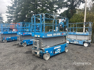 2010 Genie GS3246 Electric Scissor Lift