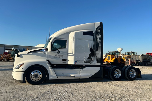 2024 Kenworth T680 6x4 T/A Sleeper Truck Tractor