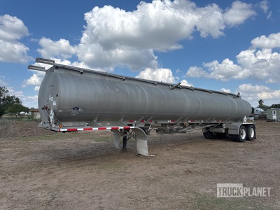 2012 Heil 8500 gal T/A Tanker Trailer