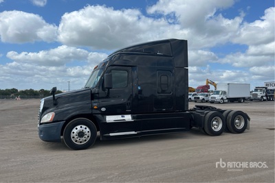 2018 Freightliner Cascadia 125 T/A Sleeper Truck Tractor