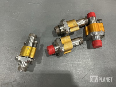 (4) Eaton AE85187M Quick Disconnect Coupling Assemblies