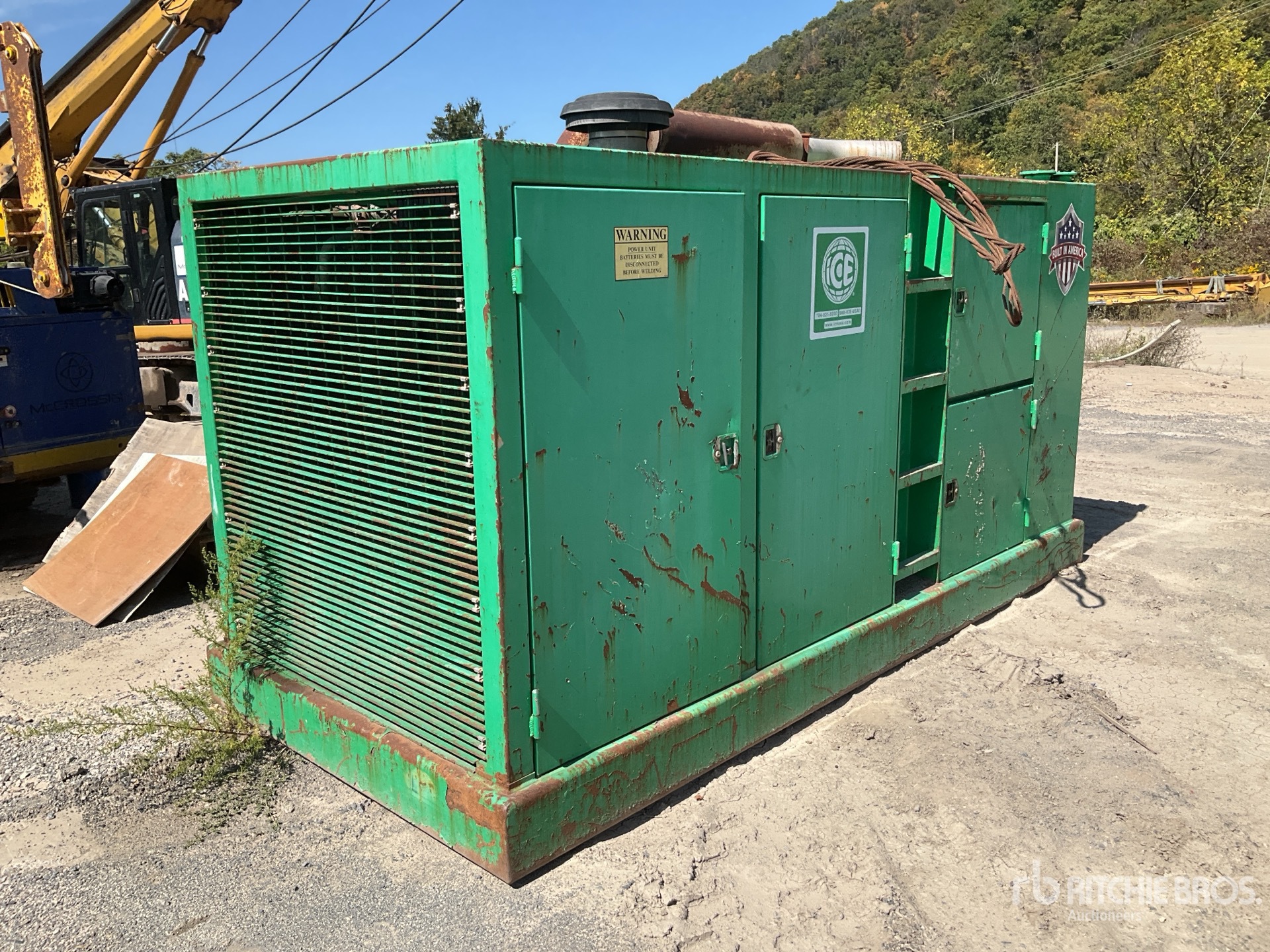 ICE 595G Hydraulic Power Unit w/ 44B Pile Driver and Extractor