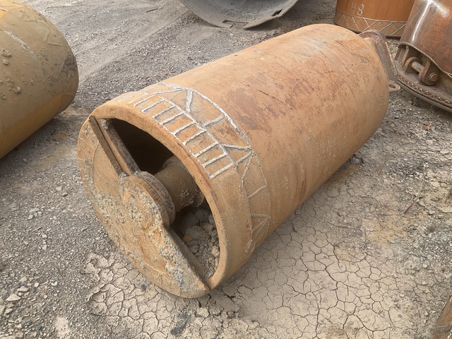 30 in Muck Bucket - Fits Directional Drill