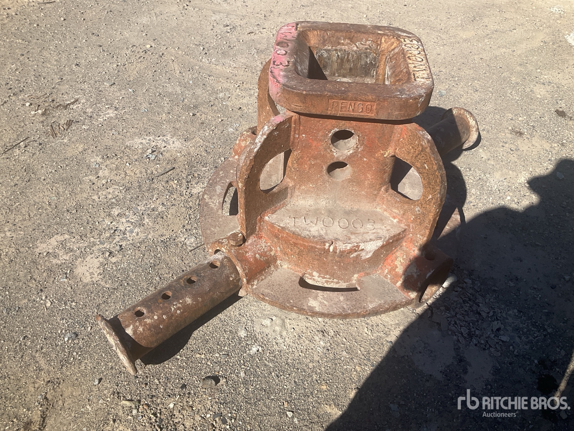 32 in Casing Twister - Fits Foundation Drill