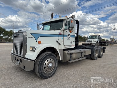 2010 Freightliner Classic 120 6x4 Winch Truck