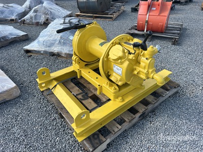 Ingersoll Rand HU40 4000 lb Air Tugger