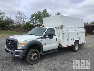2012 Ford F-550 XL 4x2 Camion utilitaire
