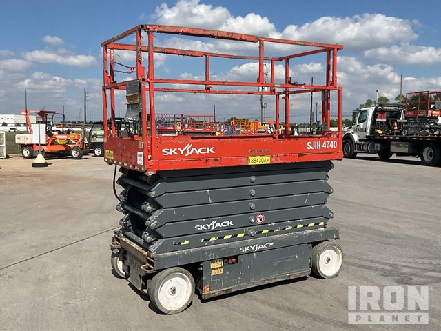 ELEVADOR TIJERA 2017 SKYJACK SJIII4740