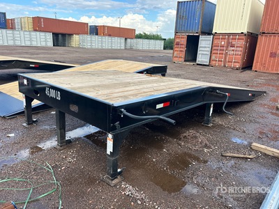 25 ft x 101 in Loading Ramp その他 - 店舗 & 倉庫 (Unused)
