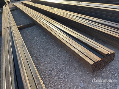 Quantity of (35) 1-1/2 in x 1 in 14 GA Rectangle Tubing معادن متنوعة