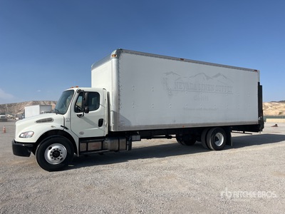 2015 Freightliner M2 106 4x2 Autocarro furgonato