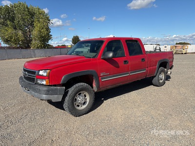 2006 Chevrolet Silverado 2500 HD 4x4 Crew Cab Pickup