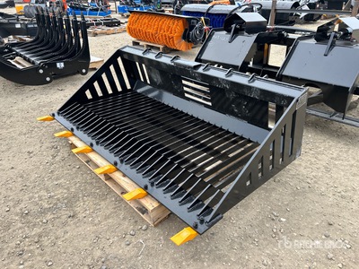 2025 GIYI GY-RB66 66 in Skid Steer Bucket (Unused)