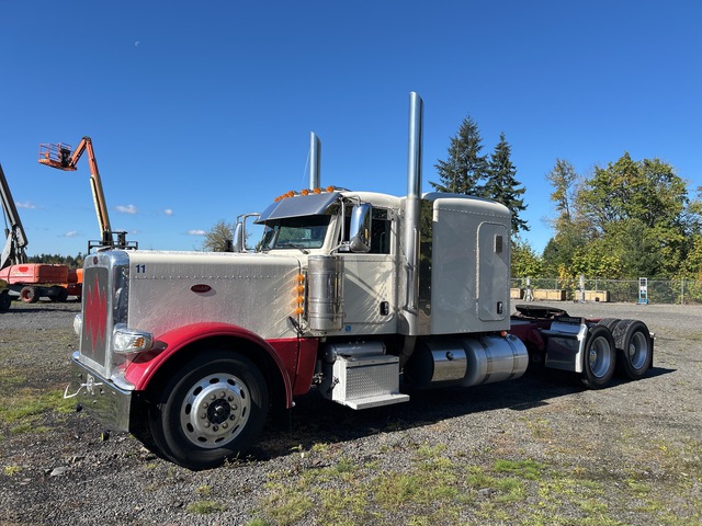 2016 Peterbilt 389 6x4 T/A Sleeper Truck Tractor
